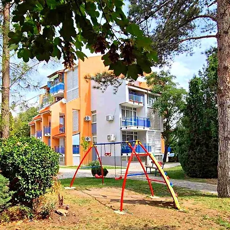 Family Elit1 Apartman Napospart