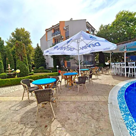 Family Elit1 Апартаменты *